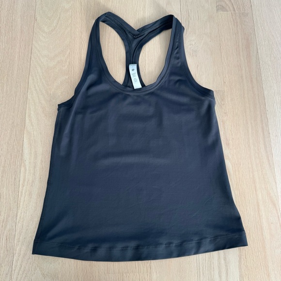 lululemon athletica Tops - Lululemon Racer Back Tank Top Gray Women’s size 6 Gym Workout Lightweight